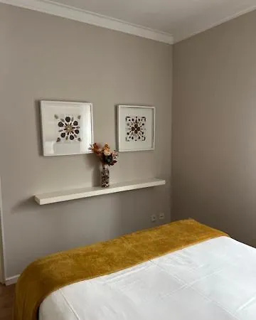 Apartment New Cosy & Charming In Campolide - 3a *