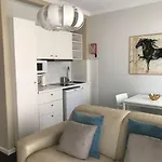 Appartement New Cosy & Charming In Campolide - 3a